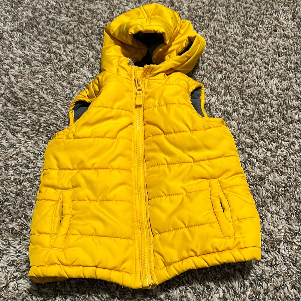 Yellow vest jacket. Size 24 months.